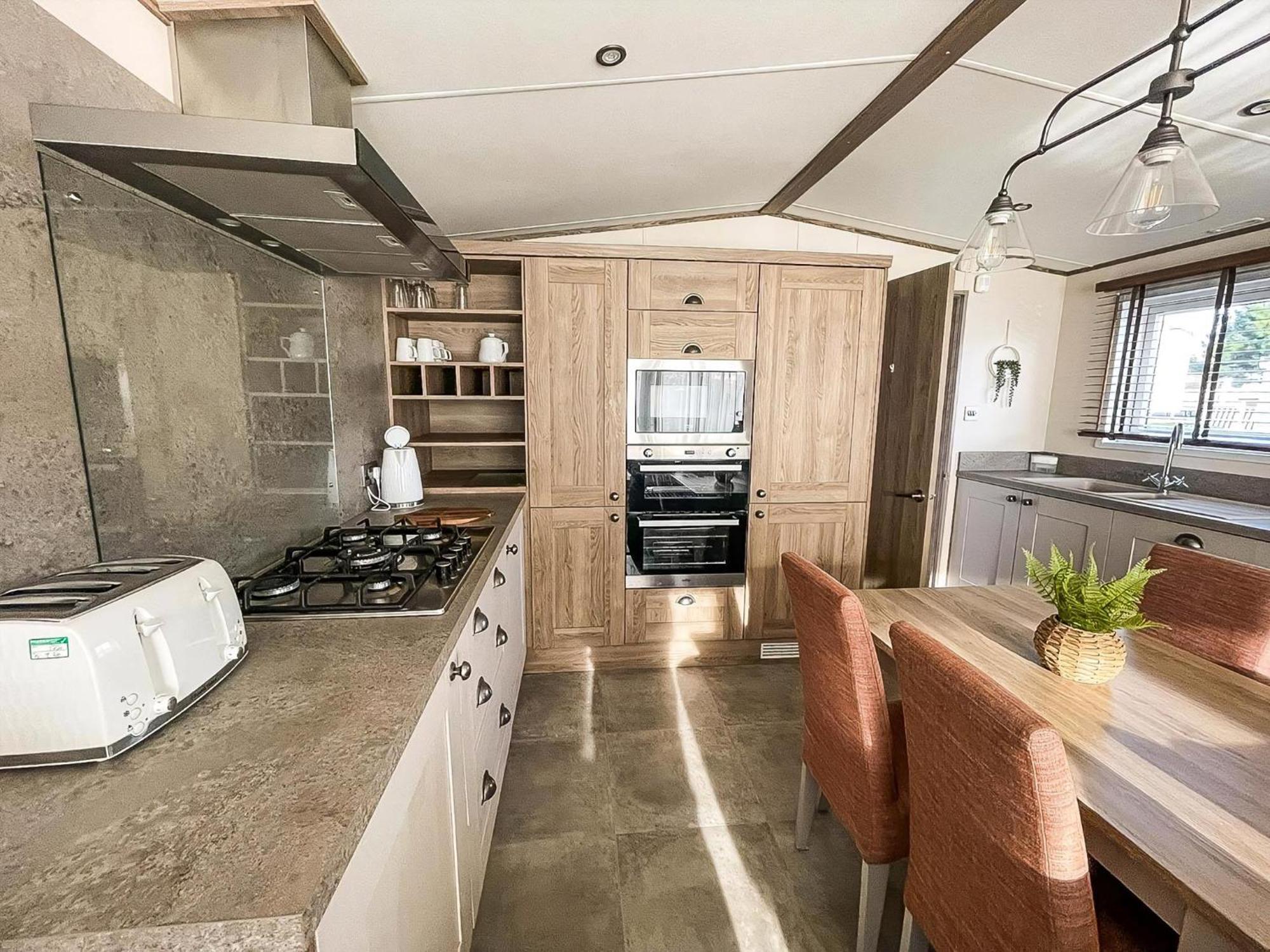 Stunning 8 Berth Caravan With Decking At Kessingland Beach Ref 90017D Benacre Zewnętrze zdjęcie
